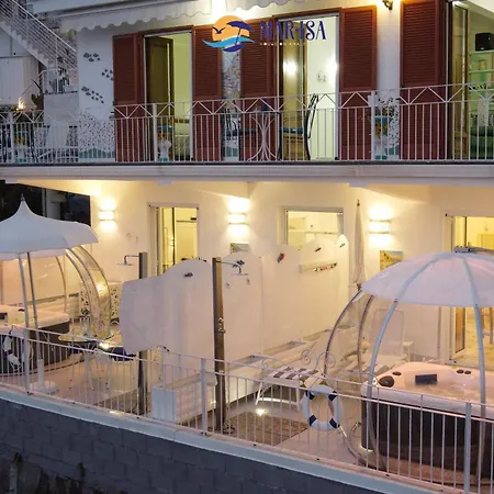 Mar-isa Amalfi Coast بيت ضيافة Vietri